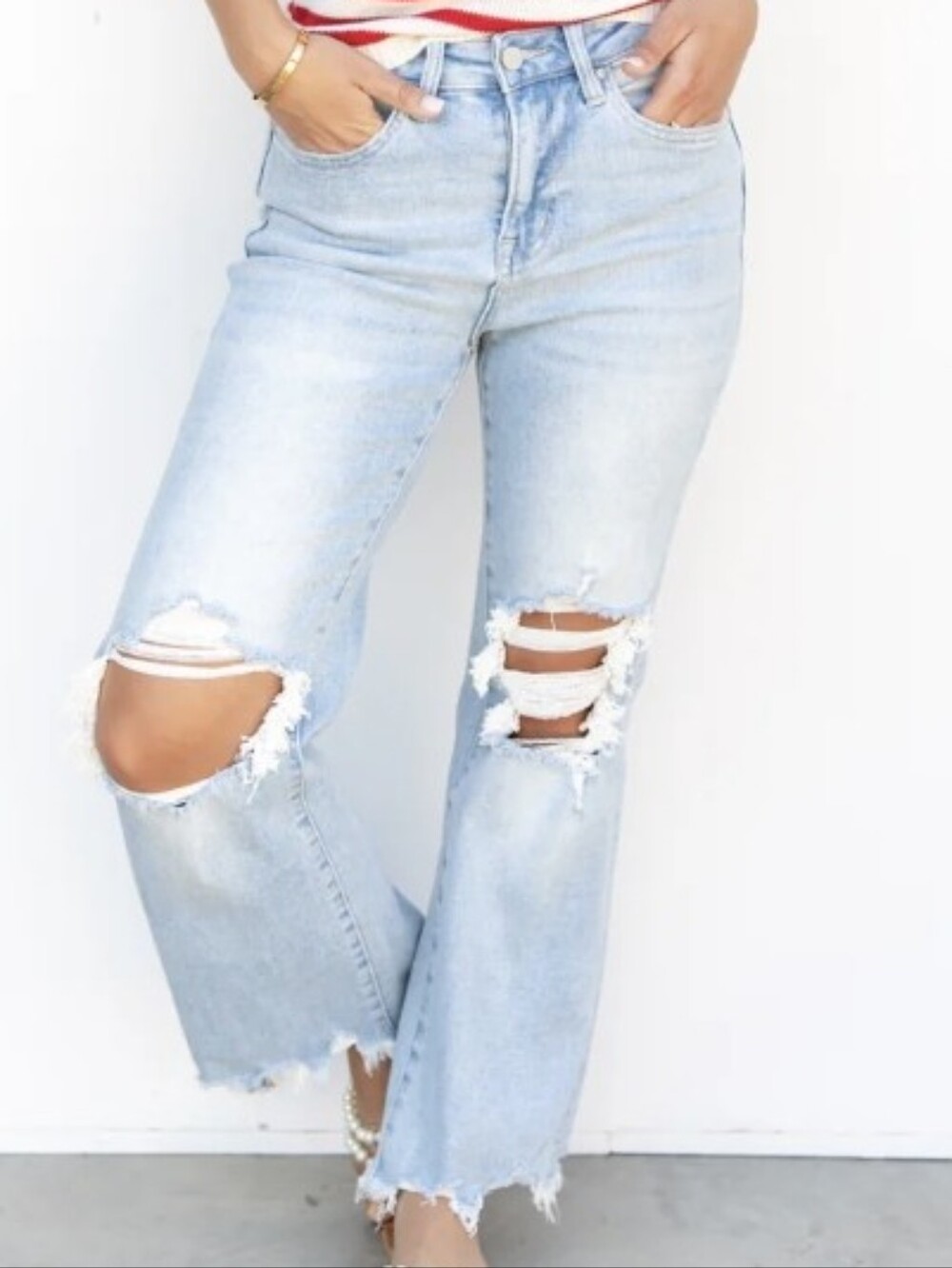 Womens Light Blue Distressed Straight Crop Jeans - Picture 2 of 9